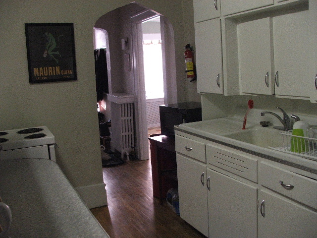 kitchen1.jpg